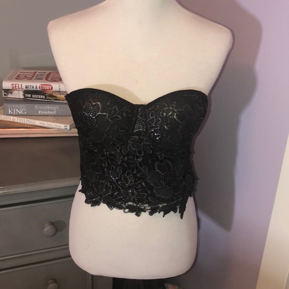 Lace Crop Top - Picture 1 of 5
